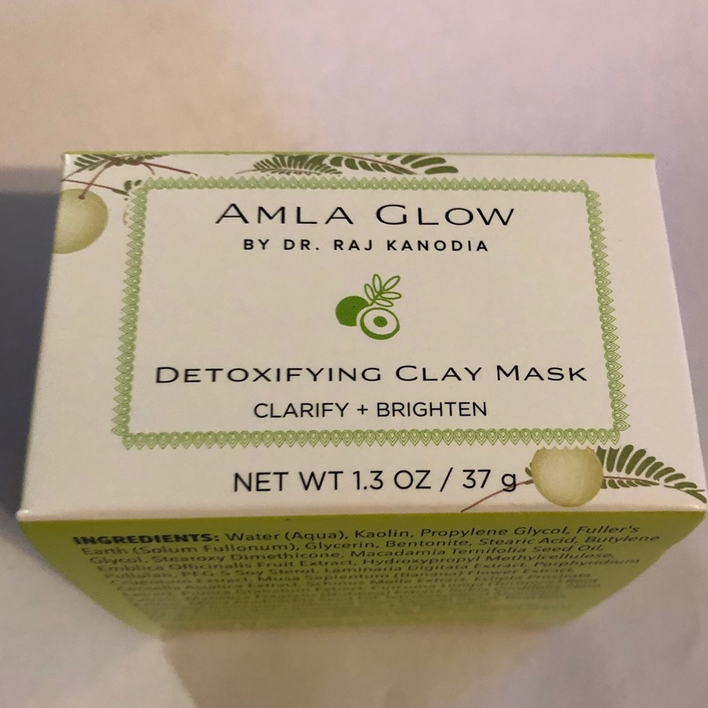 Amla Glow Detoxifying Clay Mask 1.3 oz New